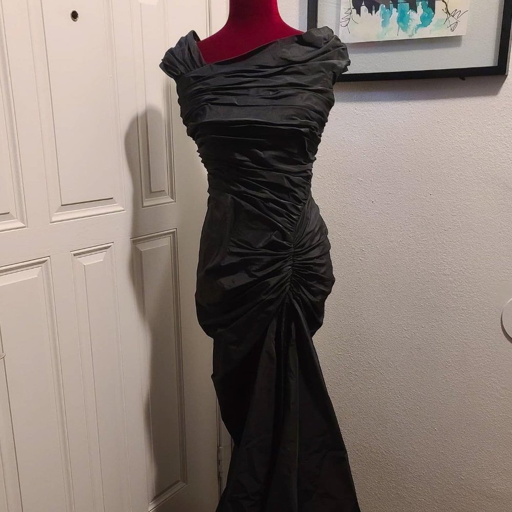 80s Tadashi Asymmetrical rouched body con dress wi